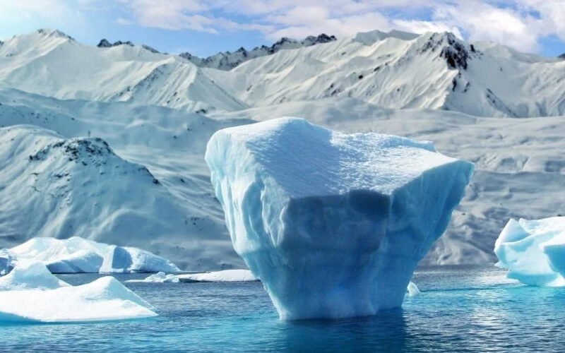 Μπορεί η Αφρική να ξεδιψάσει ρυμουλκώντας παγόβουνα;