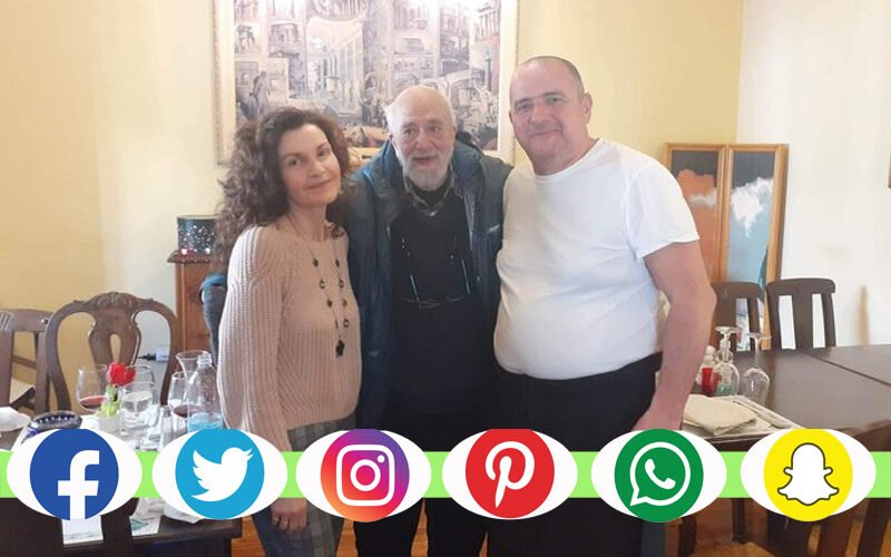 O Παντελής Βούλγαρης στο εστιατόριο  προς Κορινθίους