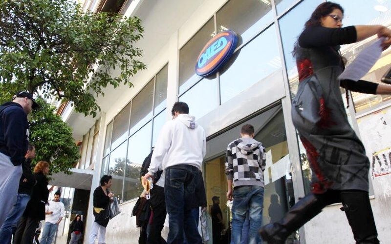 Ανεργία: Υποχώρησε σε χαμηλό 12 ετών τον Ιανουάριο