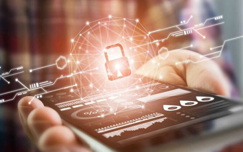 «Χαστούκι» στο Μαξίμου η έκθεση της Ε.Ε. για το «ελληνικό Γουότεργκεϊτ»