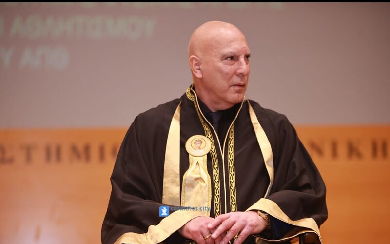Επίτιμος διδάκτορας του ΑΠΘ ο Νίκος Γκάλης
